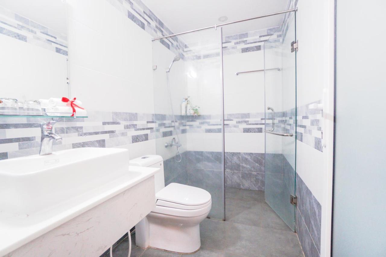 Kiss Hotel Tan Binh ホーチミン市 エクステリア 写真